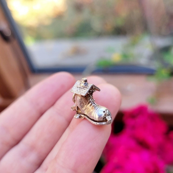 Vintage Antique Solid 925 Sterling Silver Nursery Rhyme Shoe Boot Charm - Picture 6 of 16